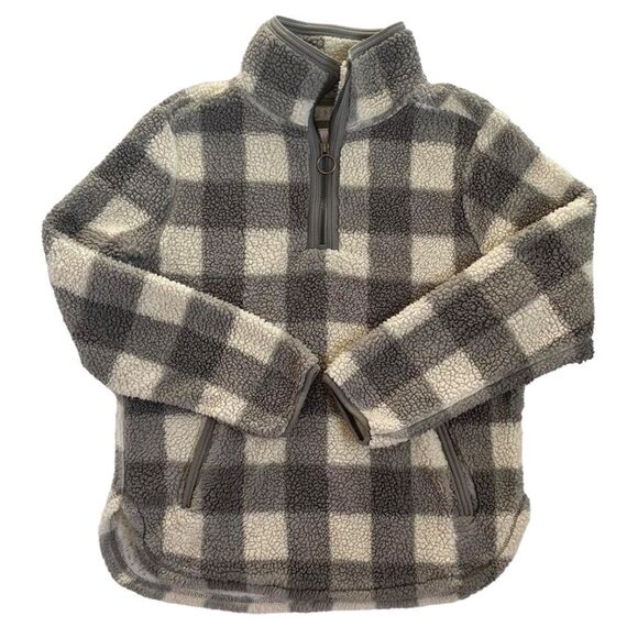 Tops - Gray and white buffalo plaid fluffy sherpa pullover